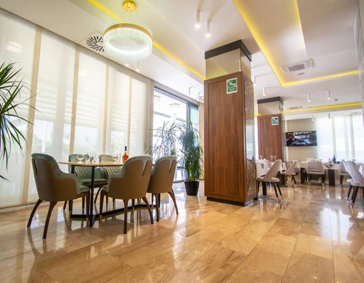Hotel Hills אולסינץ' מראה חיצוני תמונה