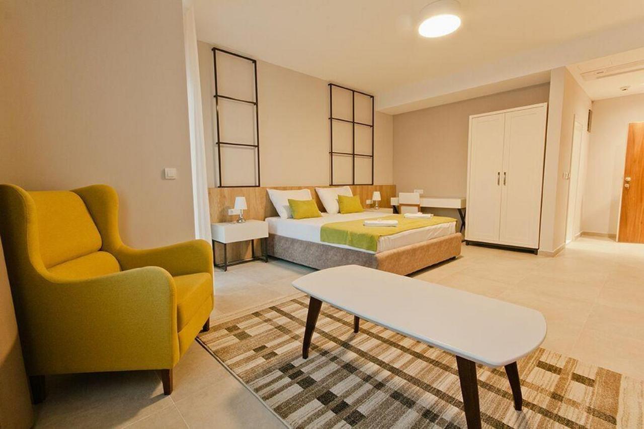 Hotel Hills אולסינץ' מראה חיצוני תמונה