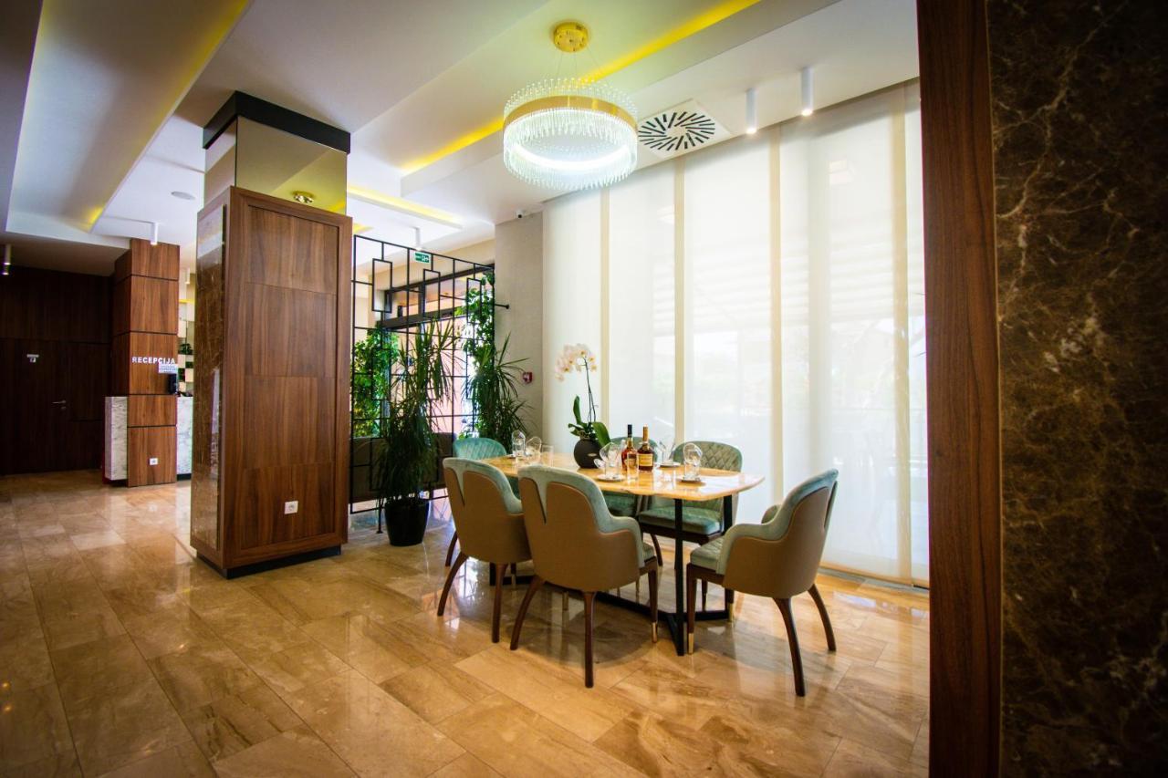 Hotel Hills אולסינץ' מראה חיצוני תמונה